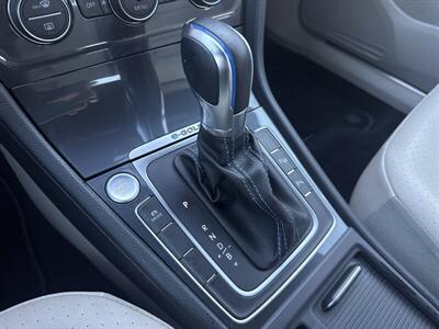 2019 Volkswagen e-Golf SEL Premium - Photo 15 - Stanton, CA 90680