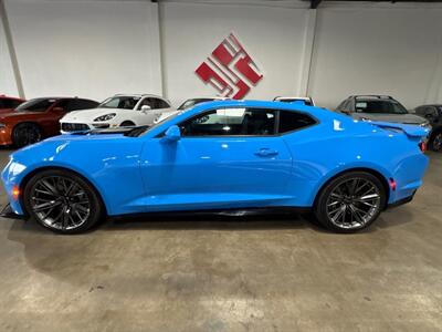 2022 Chevrolet Camaro ZL1   - Photo 4 - Orange, CA 92867