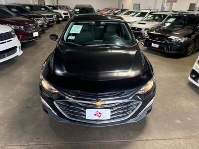 2021 Chevrolet Malibu LT   - Photo 4 - Orange, CA 92867