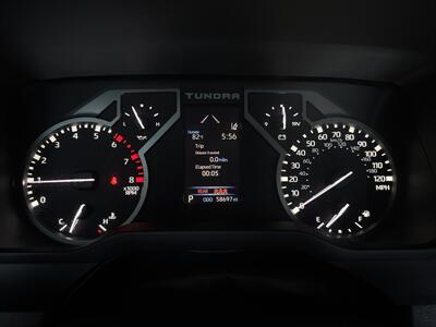 2022 Toyota Tundra SR5   - Photo 11 - Orange, CA 92867