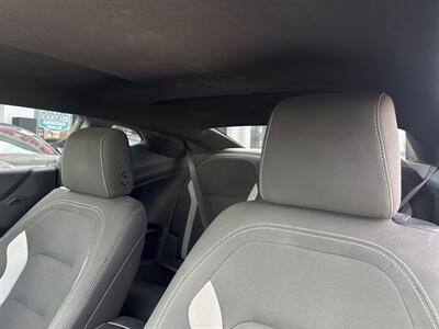 2017 Chevrolet Camaro LT   - Photo 11 - Stanton, CA 90680