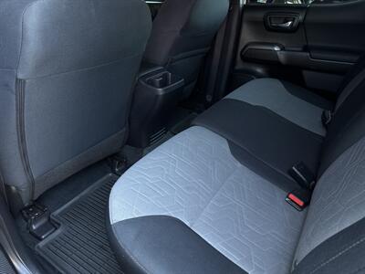 2021 Toyota Tacoma TRD Off-Road   - Photo 9 - Orange, CA 92867
