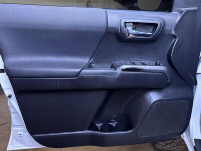 2021 Toyota Tacoma TRD Off-Road   - Photo 7 - Orange, CA 92867