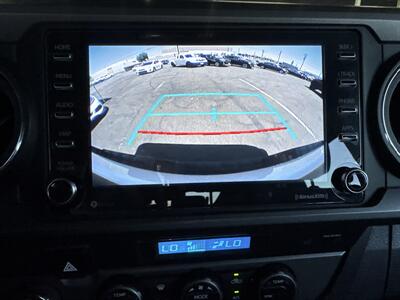 2021 Toyota Tacoma TRD Off-Road   - Photo 17 - Orange, CA 92867