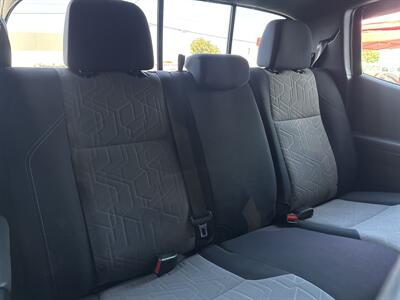 2021 Toyota Tacoma TRD Off-Road   - Photo 11 - Orange, CA 92867