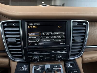 2016 Porsche Panamera GTS   - Photo 14 - Orange, CA 92867