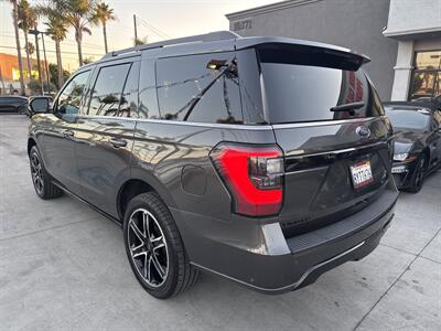 2021 Ford Expedition Limited   - Photo 6 - Stanton, CA 90680