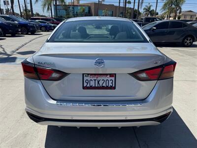 2022 Nissan Altima 2.5 SV - Photo 5 - Stanton, CA 90680