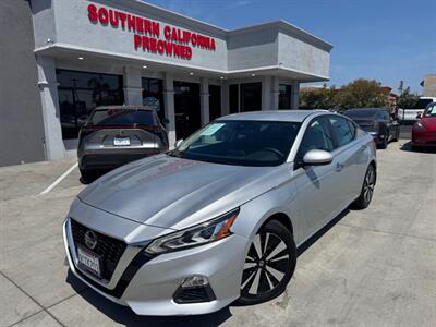 2022 Nissan Altima 2.5 SV Sedan