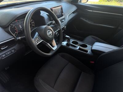 2022 Nissan Altima 2.5 SV - Photo 8 - Stanton, CA 90680