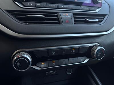 2022 Nissan Altima 2.5 SV - Photo 14 - Stanton, CA 90680