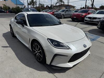 2023 Toyota GR86   - Photo 3 - Stanton, CA 90680
