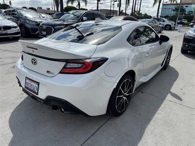 2023 Toyota GR86   - Photo 4 - Stanton, CA 90680