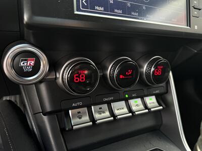 2023 Toyota GR86   - Photo 11 - Stanton, CA 90680