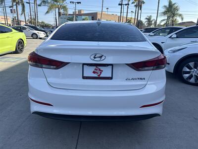 2018 Hyundai ELANTRA Limited   - Photo 5 - Stanton, CA 90680