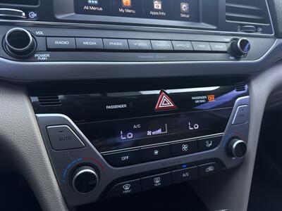 2018 Hyundai ELANTRA Limited   - Photo 13 - Stanton, CA 90680