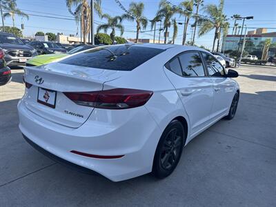 2018 Hyundai ELANTRA Limited   - Photo 4 - Stanton, CA 90680