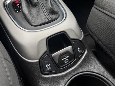 2018 Jeep Compass Sport   - Photo 15 - Stanton, CA 90680