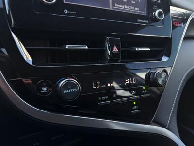 2024 Toyota Camry SE   - Photo 14 - Stanton, CA 90680