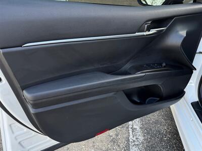 2024 Toyota Camry SE   - Photo 7 - Stanton, CA 90680