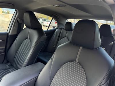 2024 Toyota Camry SE   - Photo 11 - Stanton, CA 90680