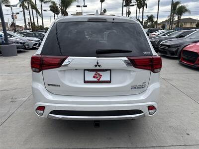 2018 Mitsubishi Outlander PHEV GT   - Photo 5 - Stanton, CA 90680