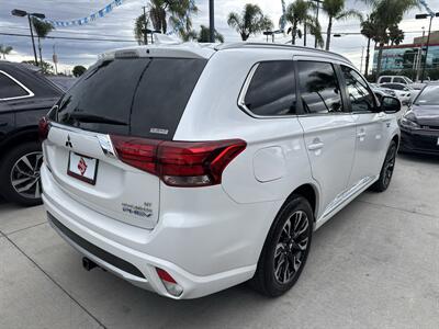 2018 Mitsubishi Outlander PHEV GT   - Photo 4 - Stanton, CA 90680