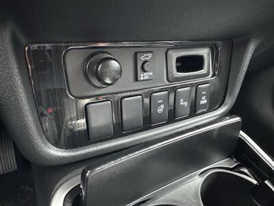 2018 Mitsubishi Outlander PHEV GT   - Photo 18 - Stanton, CA 90680