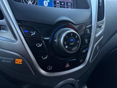 2012 Hyundai VELOSTER - Photo 14 - Stanton, CA 90680