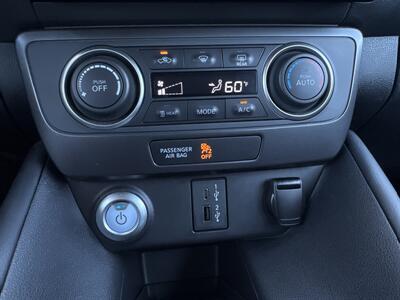 2024 Nissan LEAF S - Photo 12 - Stanton, CA 90680