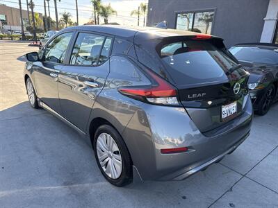 2024 Nissan LEAF S - Photo 5 - Stanton, CA 90680
