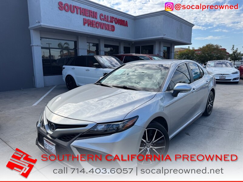 2023 Toyota Camry SE   - Photo 1 - Stanton, CA 90680
