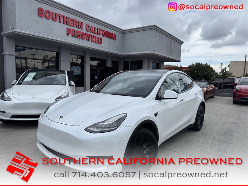 2023 Tesla Model Y   - Photo 1 - Stanton, CA 90680