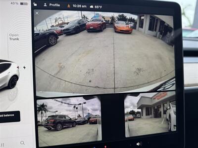 2023 Tesla Model Y   - Photo 15 - Stanton, CA 90680
