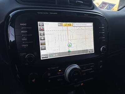 2019 Kia Soul SX Turbo   - Photo 12 - Stanton, CA 90680