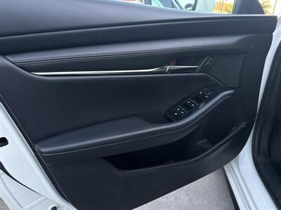2021 Mazda Mazda3 Sedan Preferred   - Photo 7 - Stanton, CA 90680