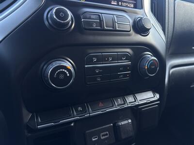 2020 Chevrolet Silverado 1500 LT   - Photo 14 - Stanton, CA 90680