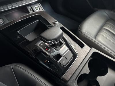 2023 Audi Q5 quattro Premium 40 T   - Photo 16 - Orange, CA 92867