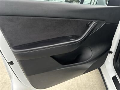 2021 Tesla Model Y Performance - Photo 7 - Stanton, CA 90680