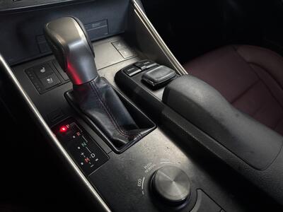 2015 Lexus IS 250   - Photo 14 - Orange, CA 92867