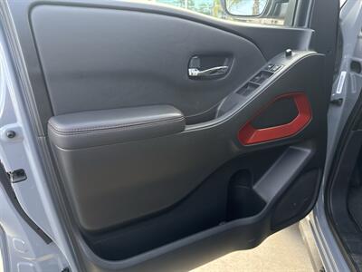 2024 Nissan Frontier PRO-X   - Photo 7 - Stanton, CA 90680