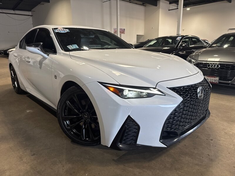 2023 Lexus IS F SPORT  