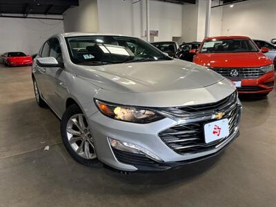 2020 Chevrolet Malibu LT   - Photo 2 - Orange, CA 92867