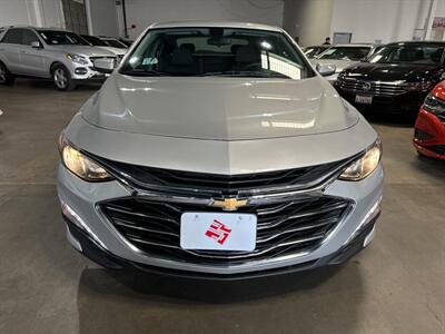 2020 Chevrolet Malibu LT   - Photo 3 - Orange, CA 92867