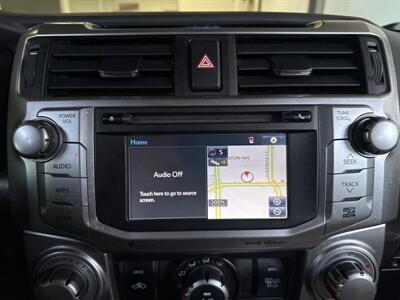 2019 Toyota 4Runner SR5   - Photo 12 - Orange, CA 92867