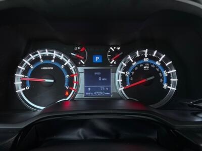 2019 Toyota 4Runner SR5   - Photo 11 - Orange, CA 92867