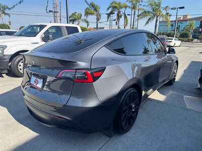 2023 Tesla Model Y Performance - Photo 4 - Stanton, CA 90680