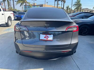 2023 Tesla Model Y Performance - Photo 5 - Stanton, CA 90680