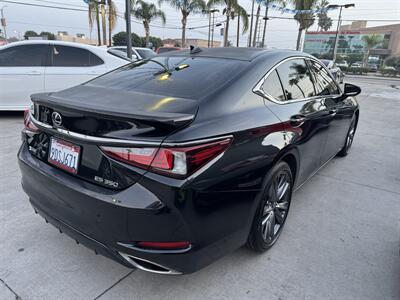 2020 Lexus ES 350 F SPORT - Photo 4 - Stanton, CA 90680