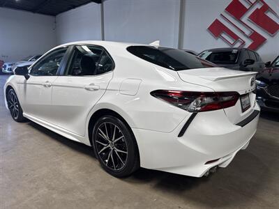 2024 Toyota Camry Hybrid SE   - Photo 4 - Orange, CA 92867
